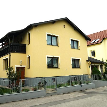 Ferienwohnung Weinbergblick Rohrendorf bei Krems Buitenkant foto